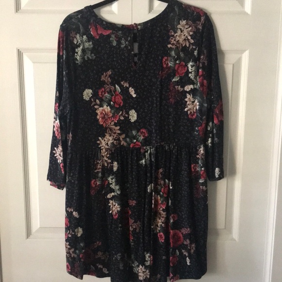 Torrid Peplum Floral High Low Super Soft Knit Tunic Top - Picture 4 of 9